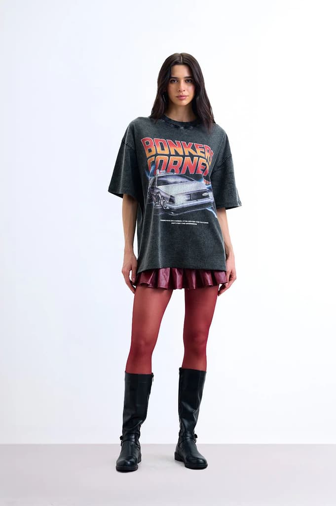 Backseat Chaos Oversized T-shirt — photo 5