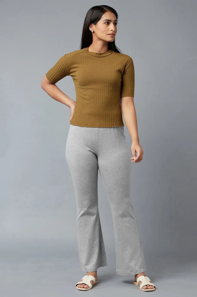 Grey Solid Flared Cotton Pants With Slip On Closure — photo 10