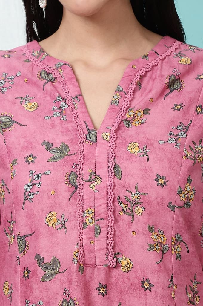 Pink Floral Printed Pure Cotton A-line Kurta and Pants Co-ord Set — photo 4
