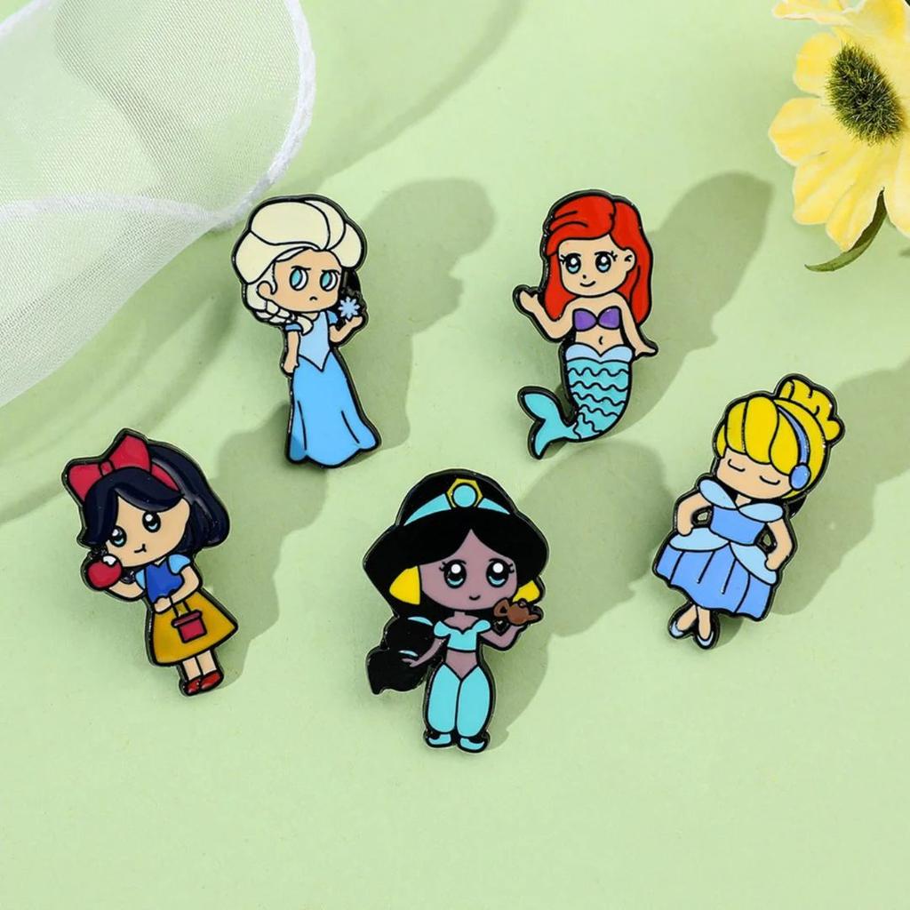 Fairytale Royalty Enamel Pin — photo 2