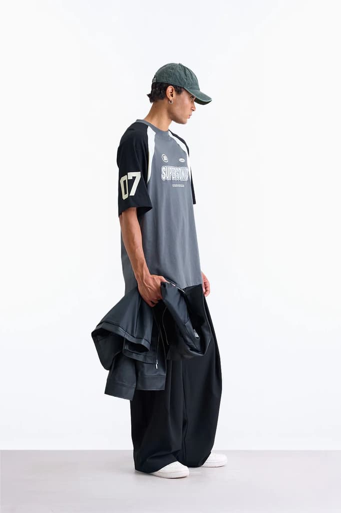 Supersonic 07 Oversized T-shirt — photo 6
