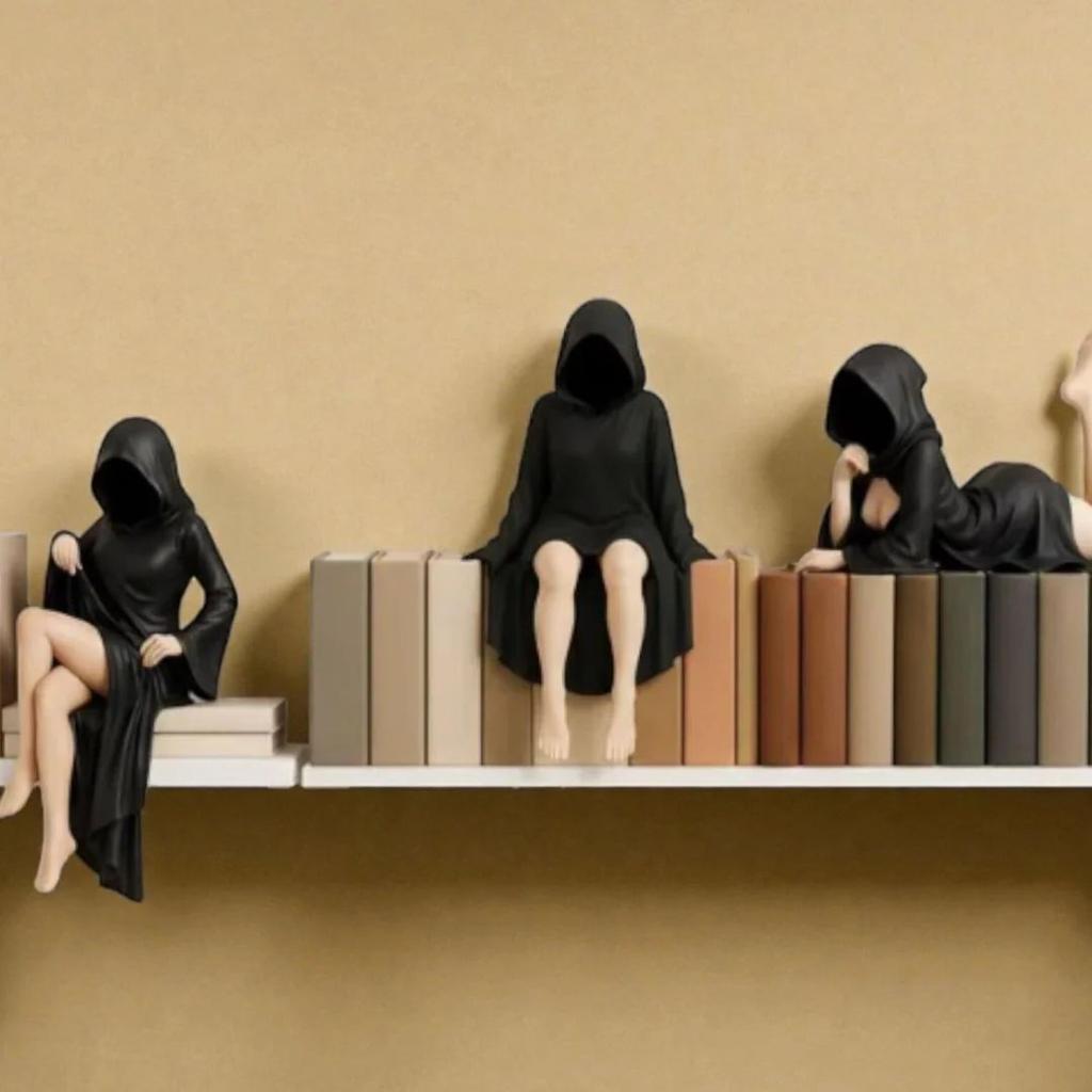 Hooded Silence Figurine – Minimalist Aesthetic Art (Set of 3)
