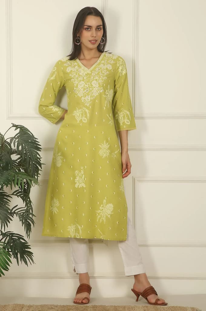 Green Floral Printed Rayon Straight Kurta with Embroidered Yoke — XS