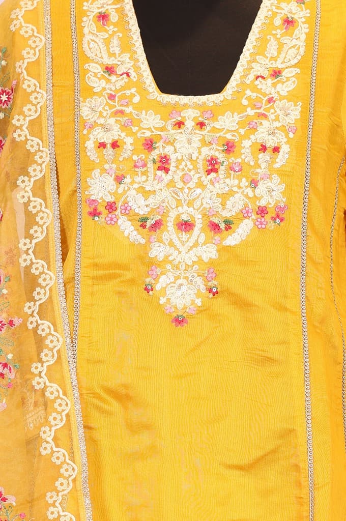 Yellow Floral Embroidered Straight Kurta with Pants and Dupatta Set — photo 3