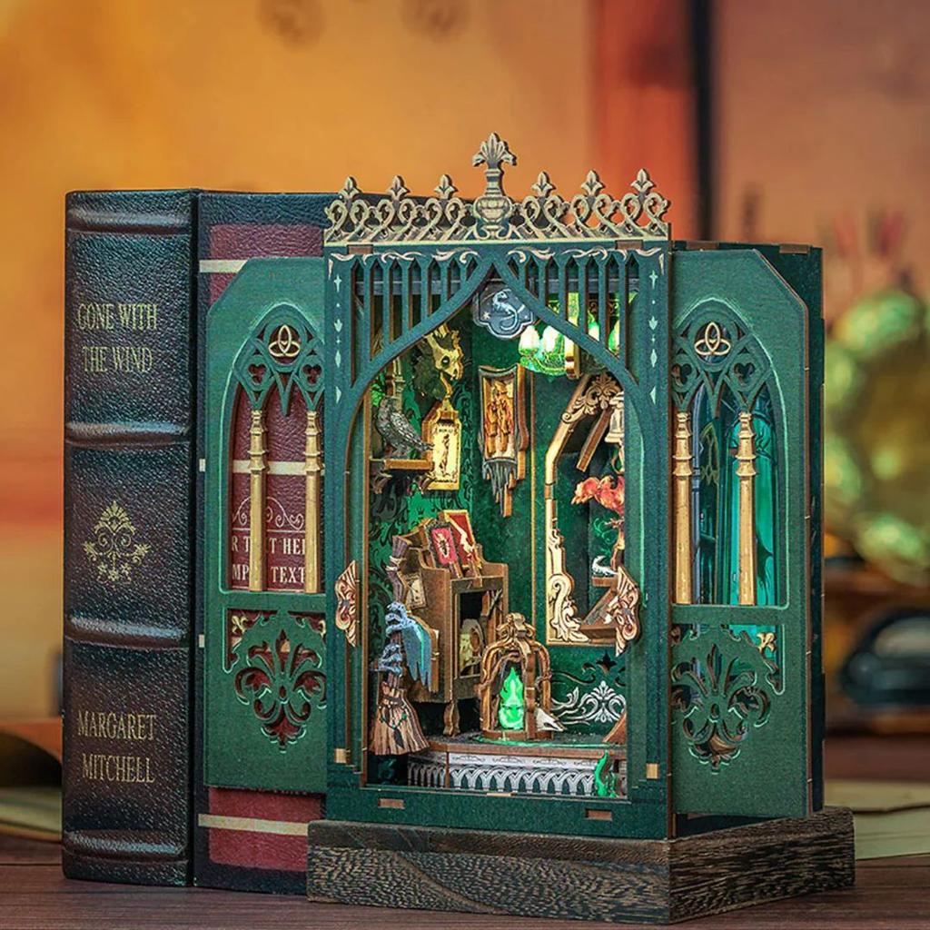 DIY Book Nook Kit | Renaissance-Inspired Miniature Model with LED — photo 6