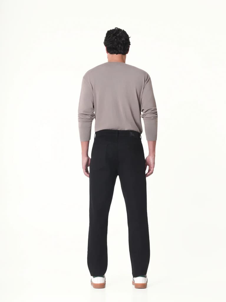 Vault Black Relaxed Fit Jeans — photo 8