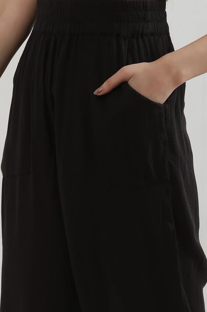 Black Solid Flared Rayon Culottes With Elasticated Waist — photo 7