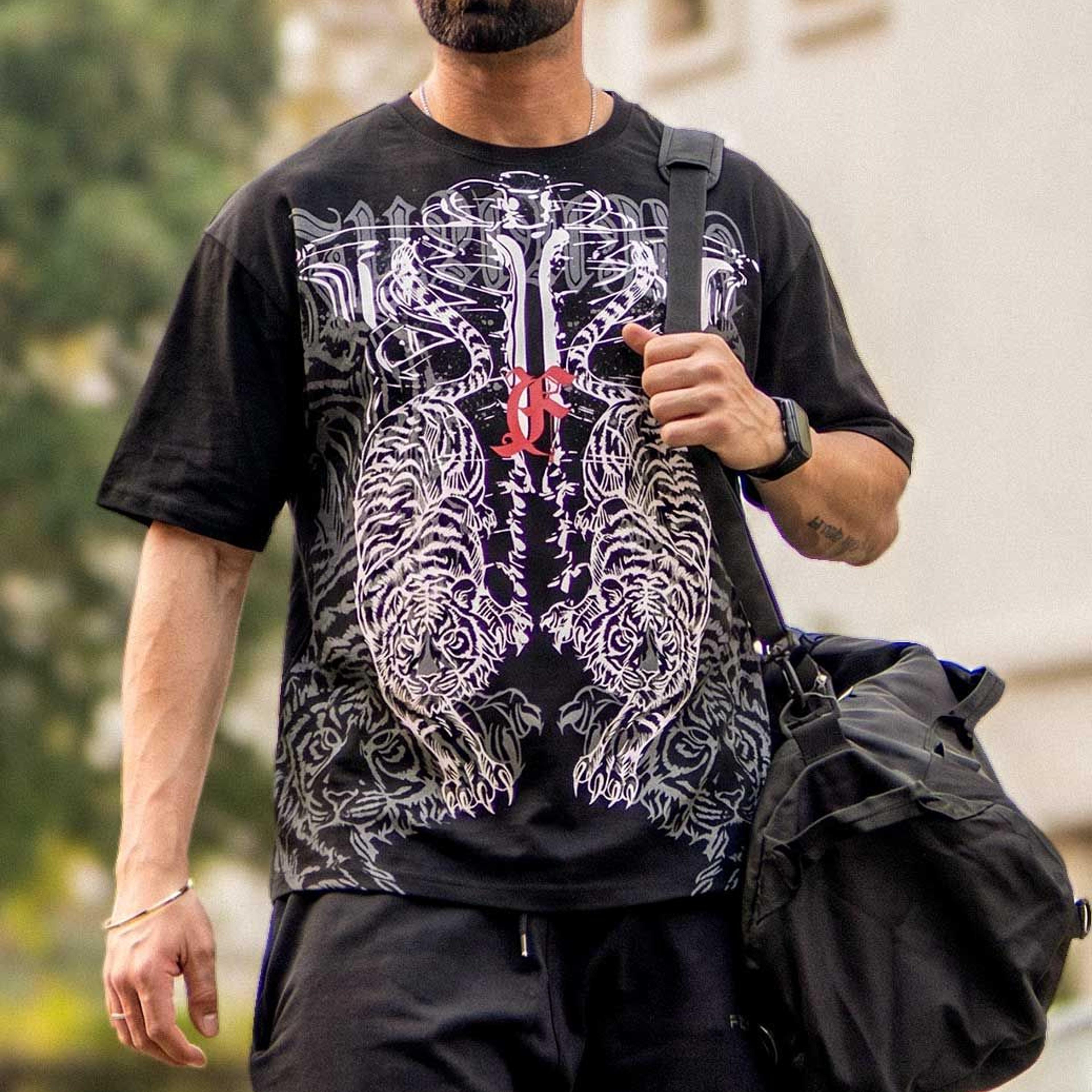 Twin Fangs Oversized T-shirt Black