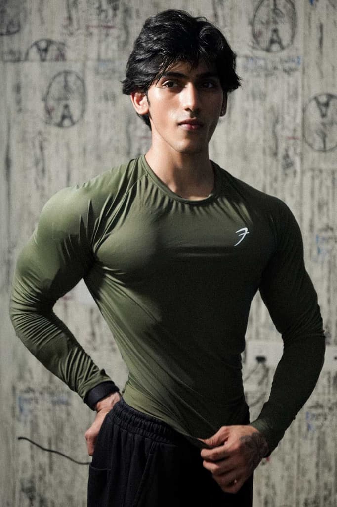 Bare Nylon Fullsleeves T-shirt Olive — photo 2