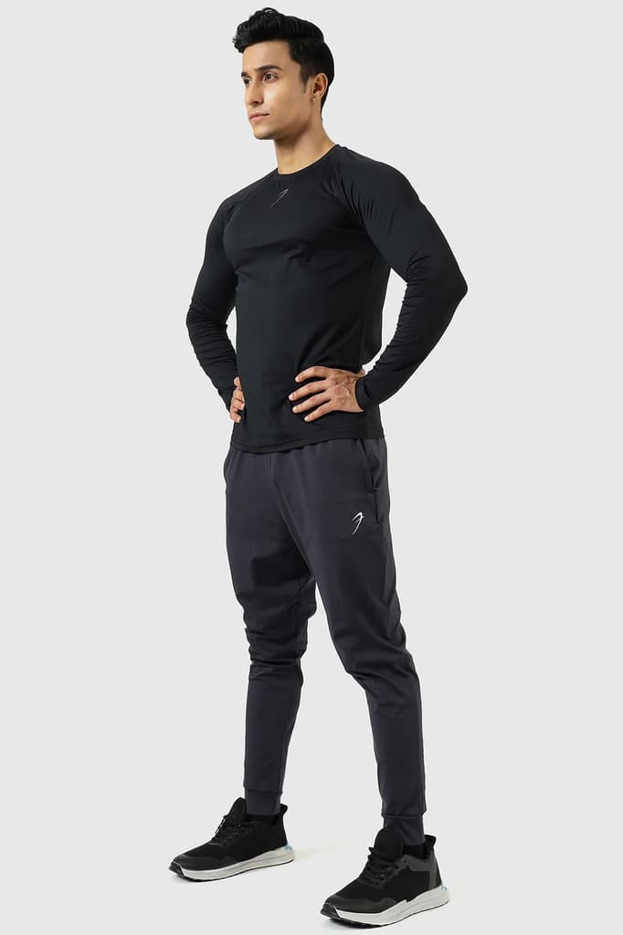 Core Fullsleeves T-shirt Black — photo 2