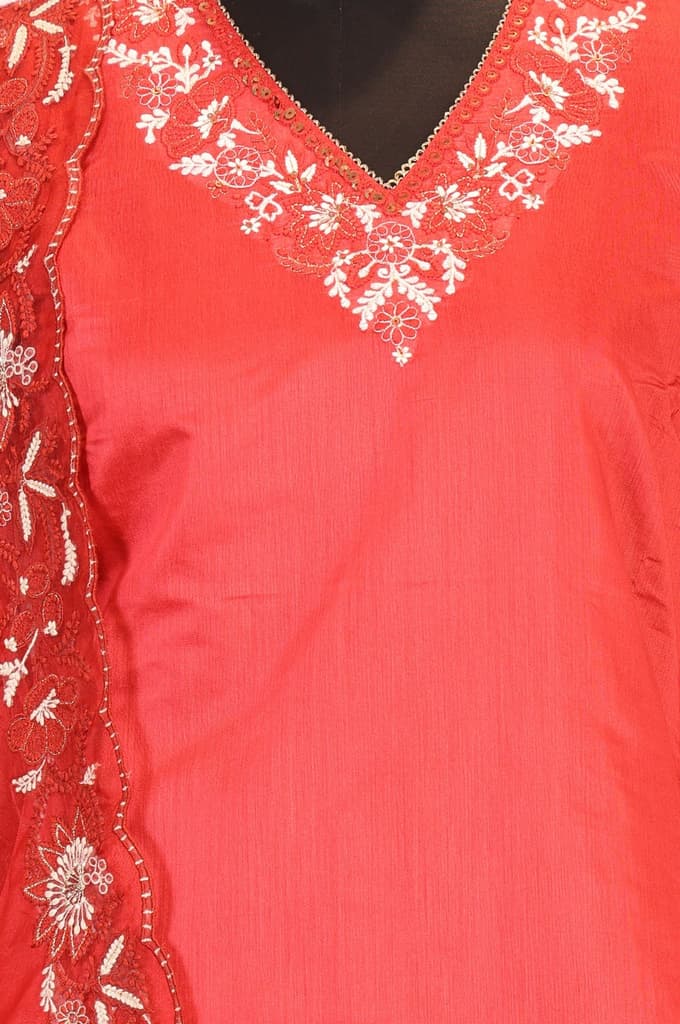 Red Embroidered Straight Kurta with Pants and Dupatta Set — photo 2