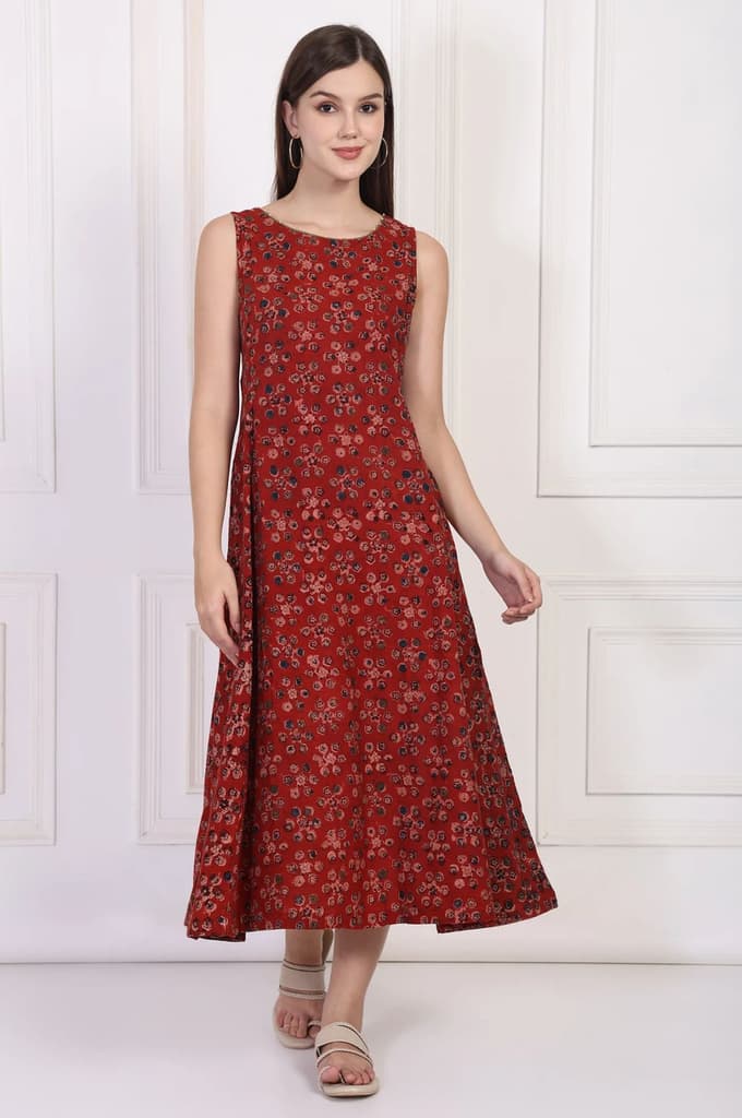 Maroon Floral Printed Cotton A-Line Dress — photo 2