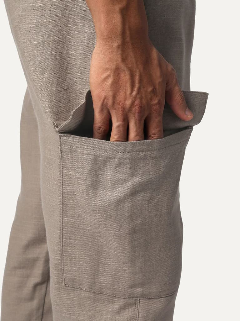 Men's Light Khaki Straight Fit Linen Cargo Pants with 6 Pockets — photo 6