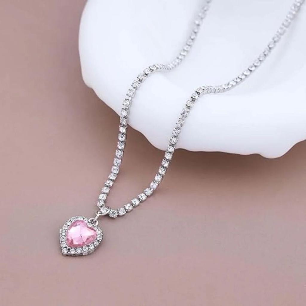 Pink Heart Crystal Pendant Necklace — photo 2