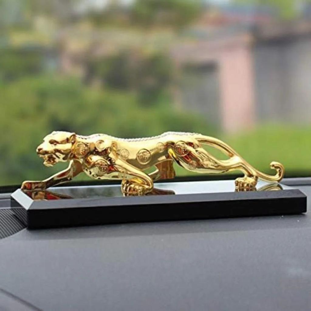 Resin Wild Cat Sculpture | Luxury Home Décor & Office Showpiece — photo 5