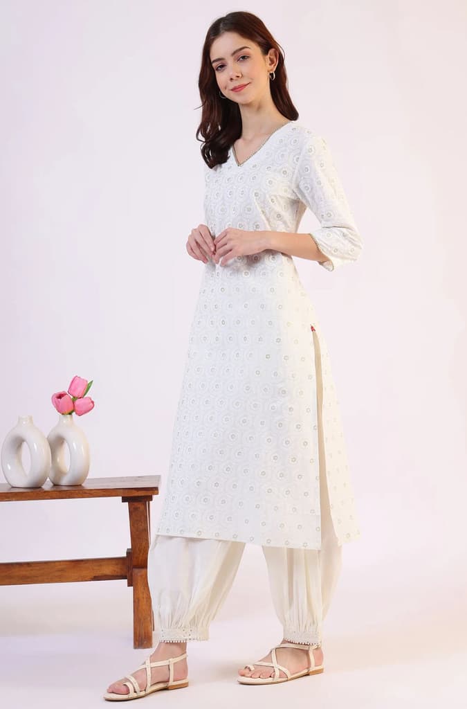 White Geometric Printed Metallic Hardware Straight Pure Cotton Kurta — photo 5