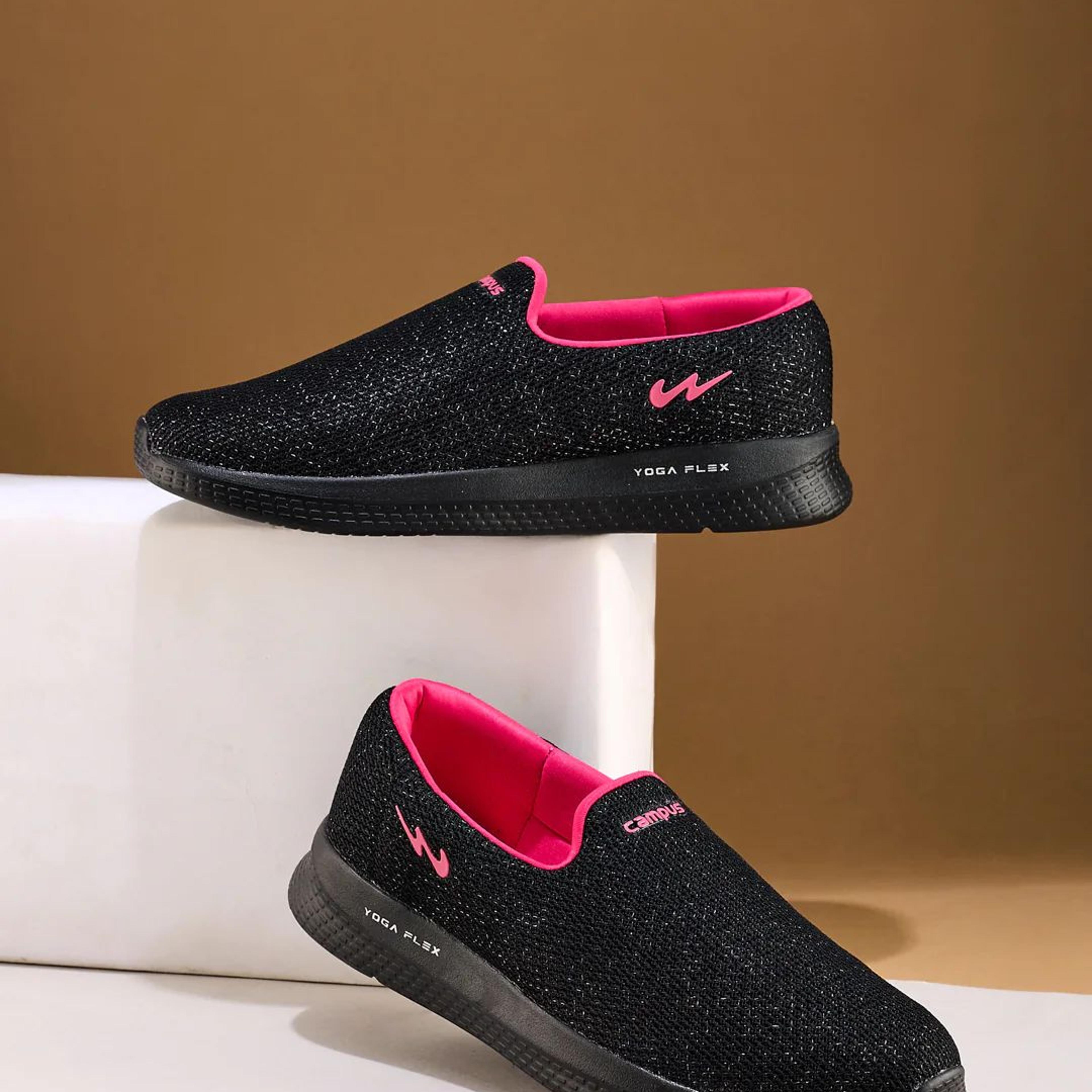 ZOE PLUS Black Women's Walking Shoes