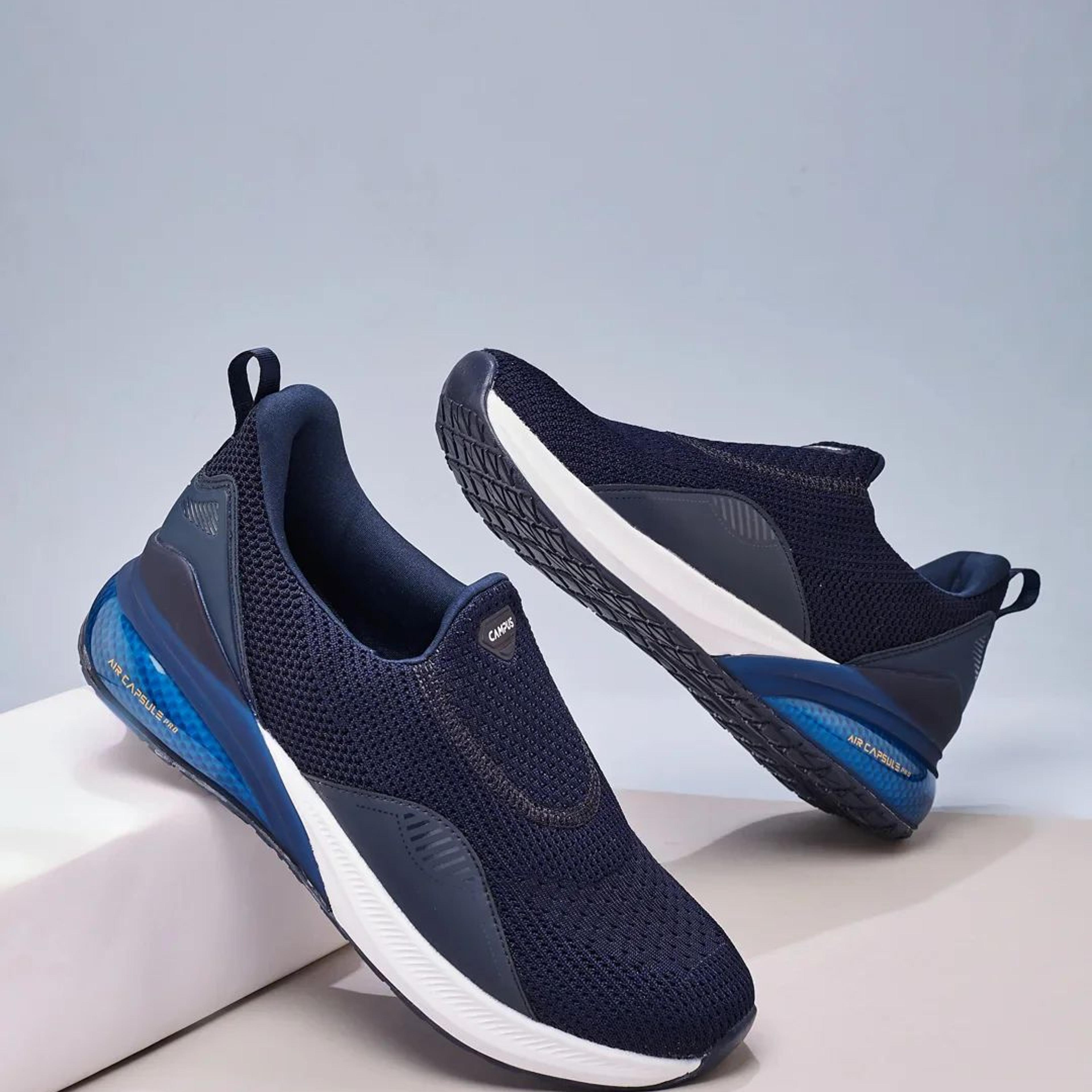 CROWD Navy Men's Walking Shoes