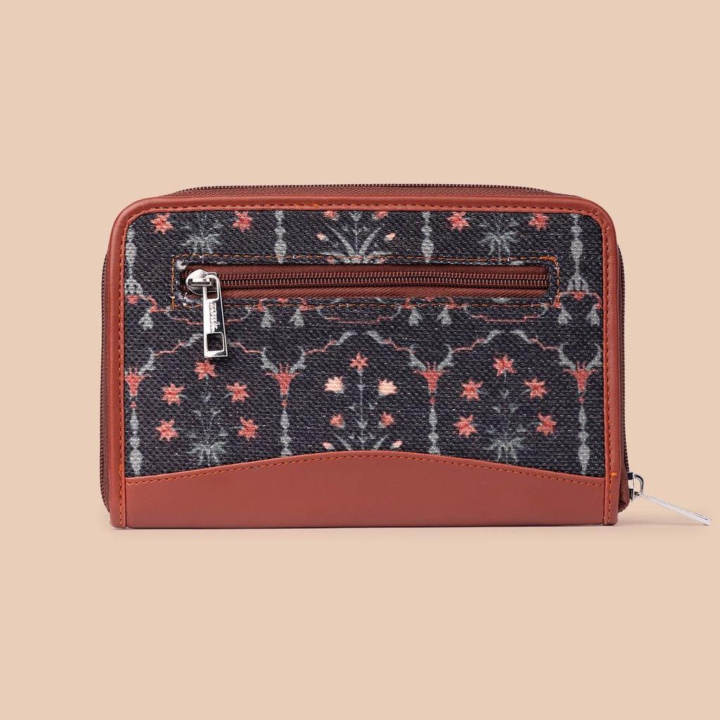 Taj Guldasta Everyday Tote Bag & Chain Wallet Combo — photo 7