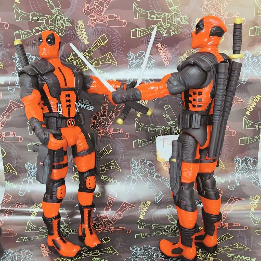 SuperHero Figurine | Dynamic Avenger Statue [33cm] — photo 5