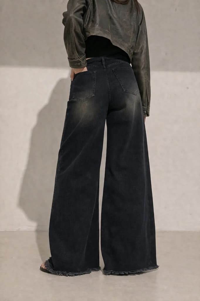 Black Flame Extra Wide Jeans — photo 3