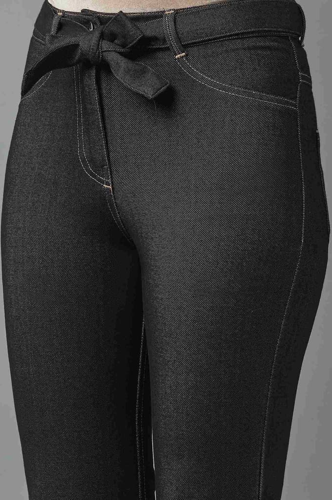 Black Solid Boot Cut Denim Pants With Waist Belt — photo 6