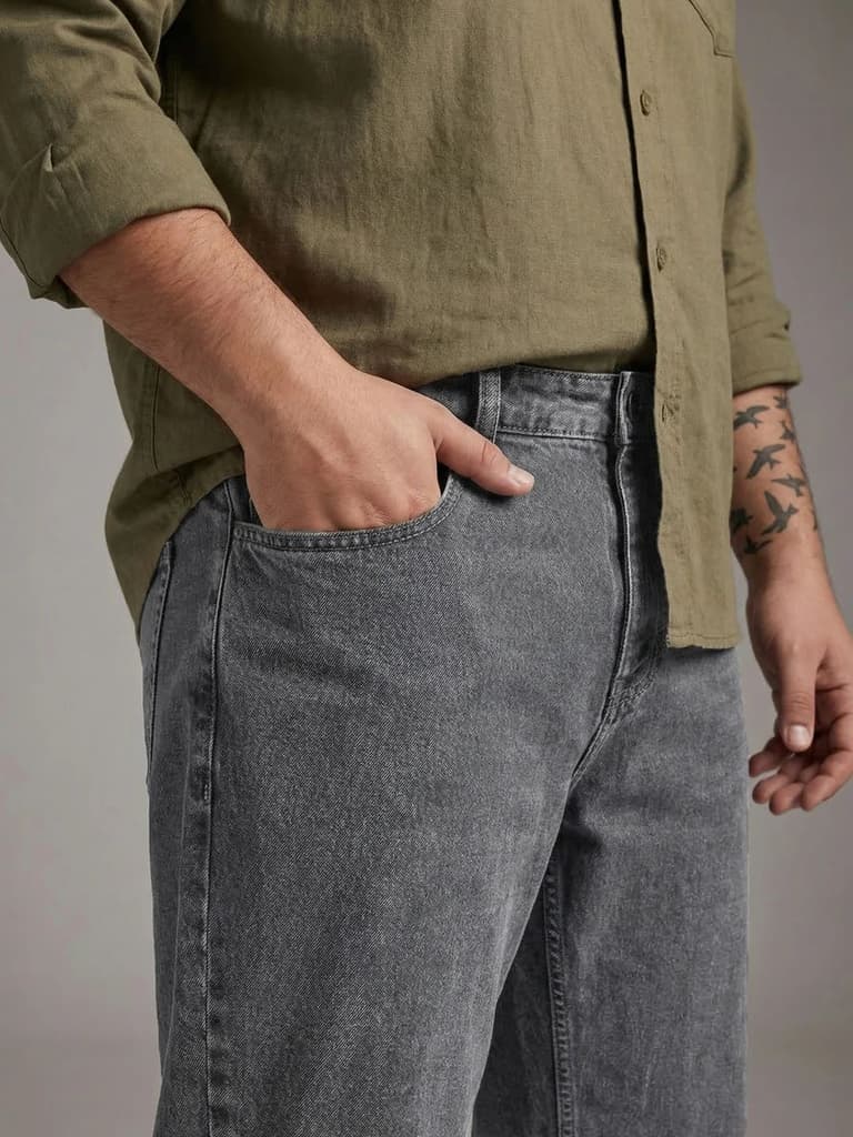 Plus Men's Light Grey Relaxed Fit Washed Denim Jeans Non-Stretchable — photo 5