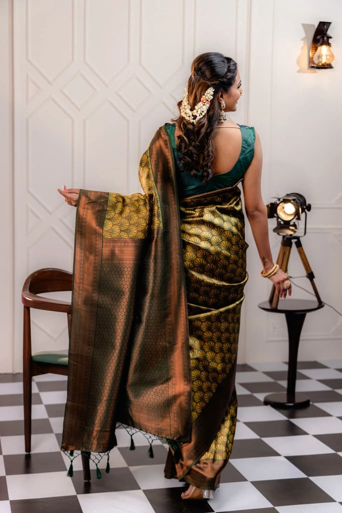 Mimosa Women's Woven Design Kanjivaram Style Art Silk Saree With Blouse Piece : SA00001790YLWFREE — photo 4