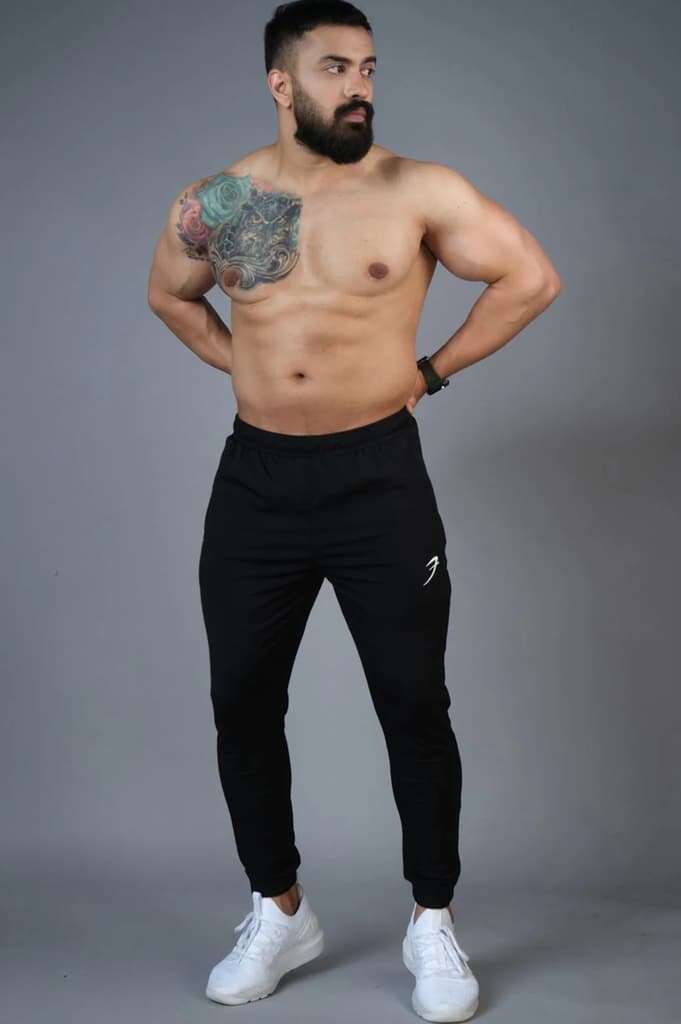 Identity Nylon Joggers Black — photo 2