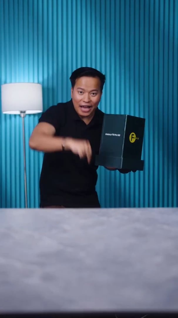 Unboxing The Coolest Mystery Tech! 📦🔥