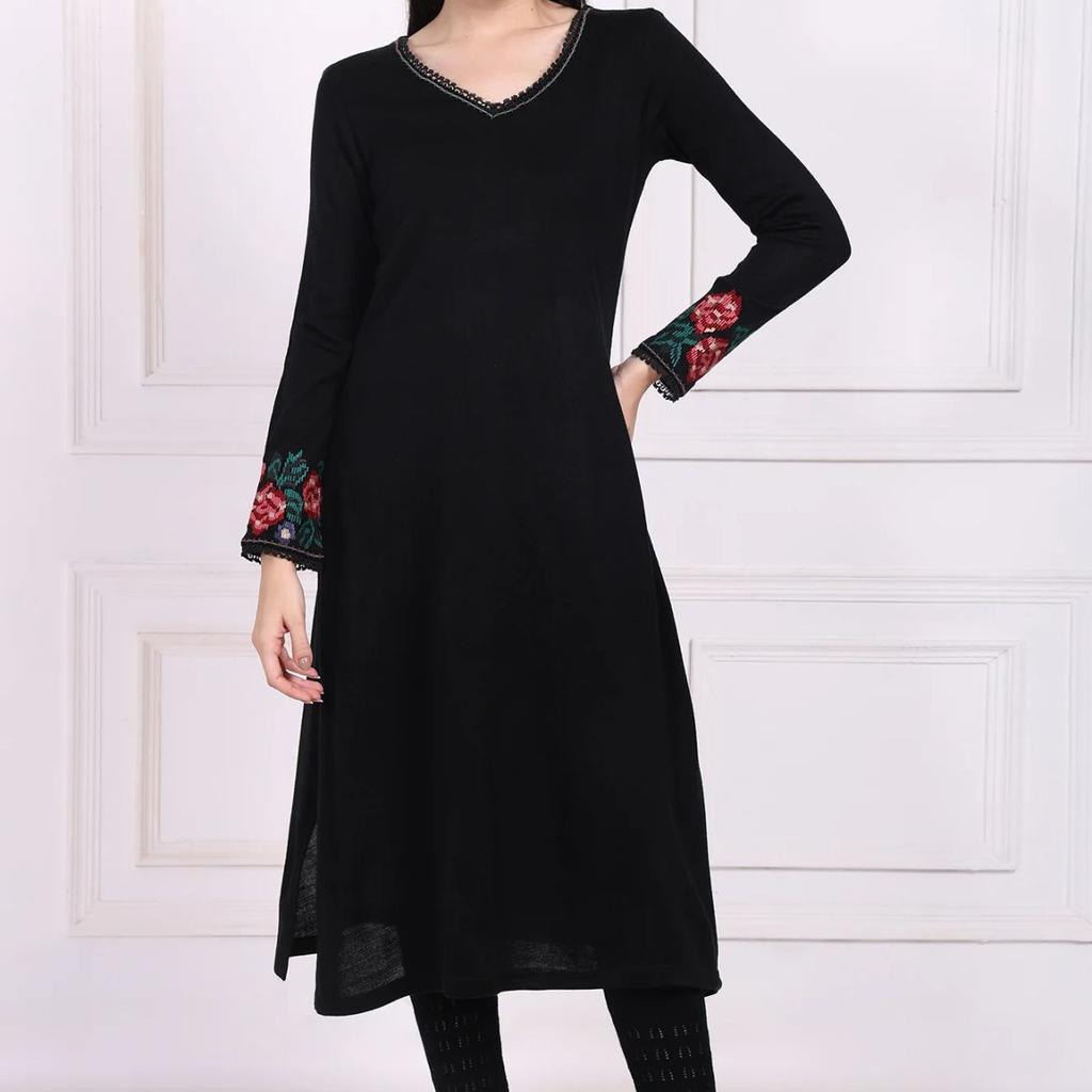 Black Embroidered A-Line Acrylic Winter Kurta
