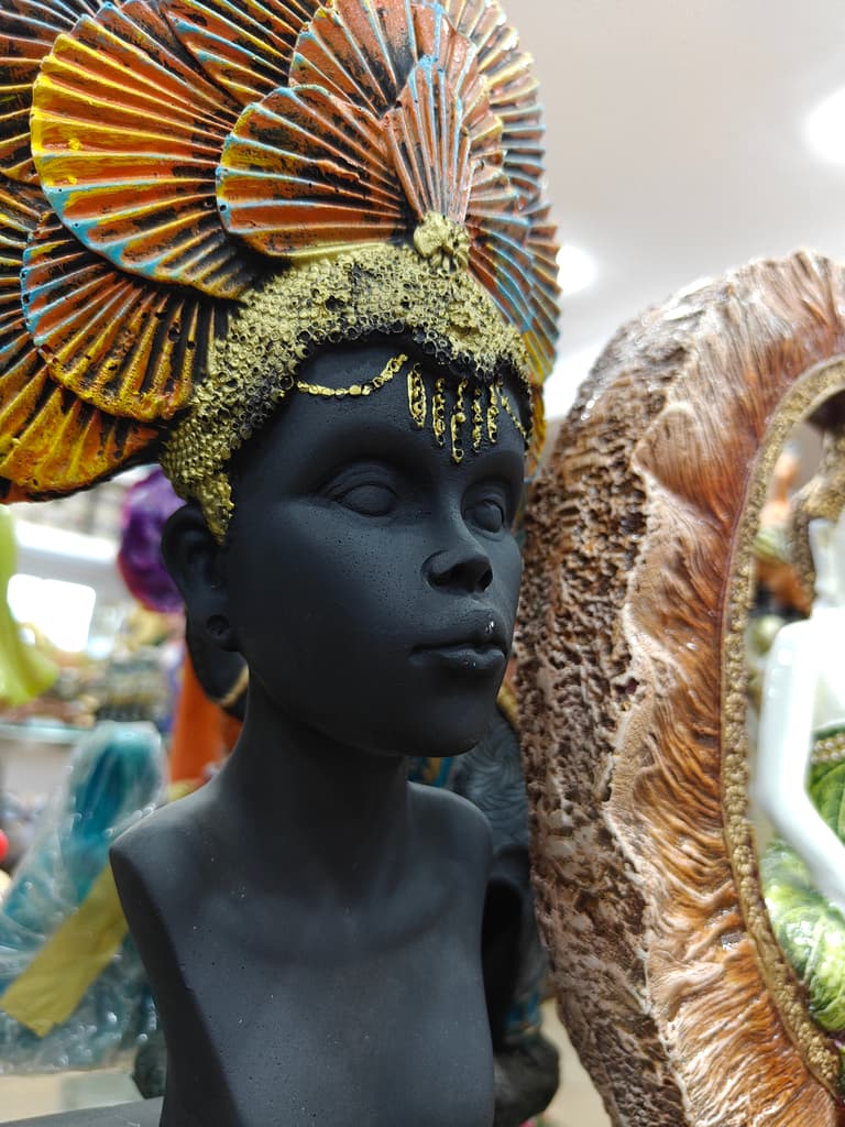 Black Hair Statue | Art Deco | Ceramic | Black