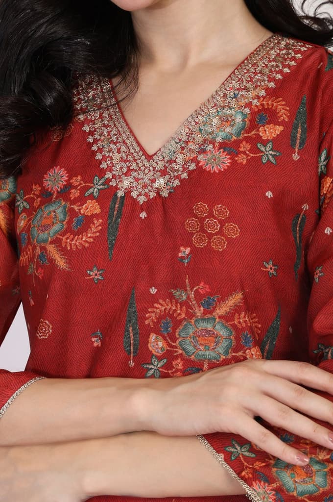 Red Floral Printed Sequined Straight Kurta — photo 3