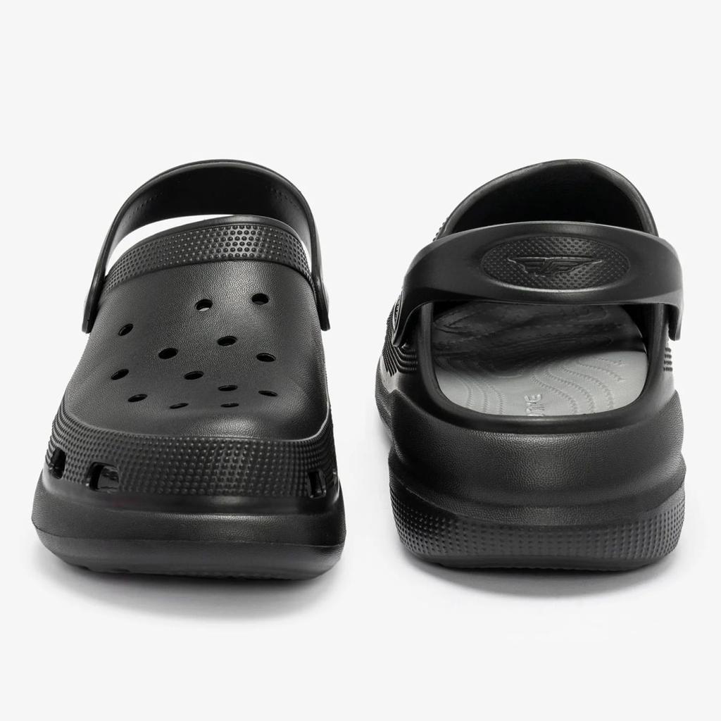 Clogs for Men for Casual Poolside Comfort — photo 4