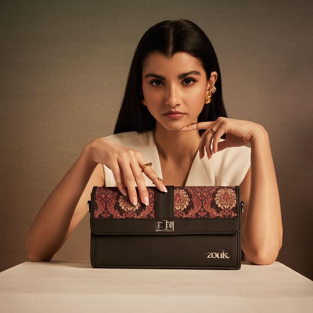 Rhea Kapoor Tarini Clutch - Jodhpur Damask