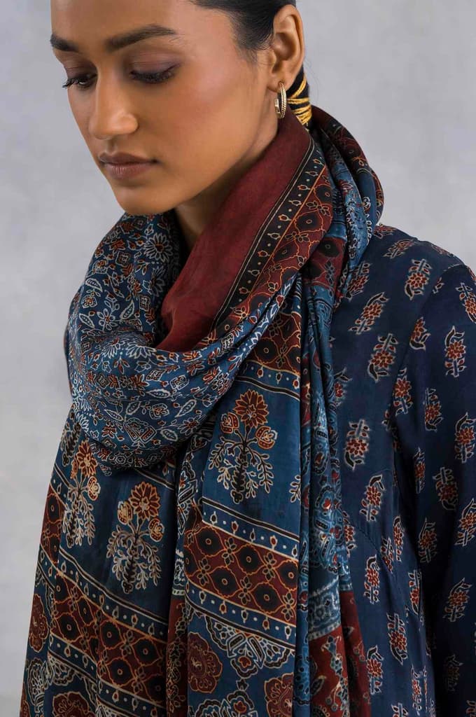 Blue Floral Printed Tassel Modal Satin Dupatta — photo 3