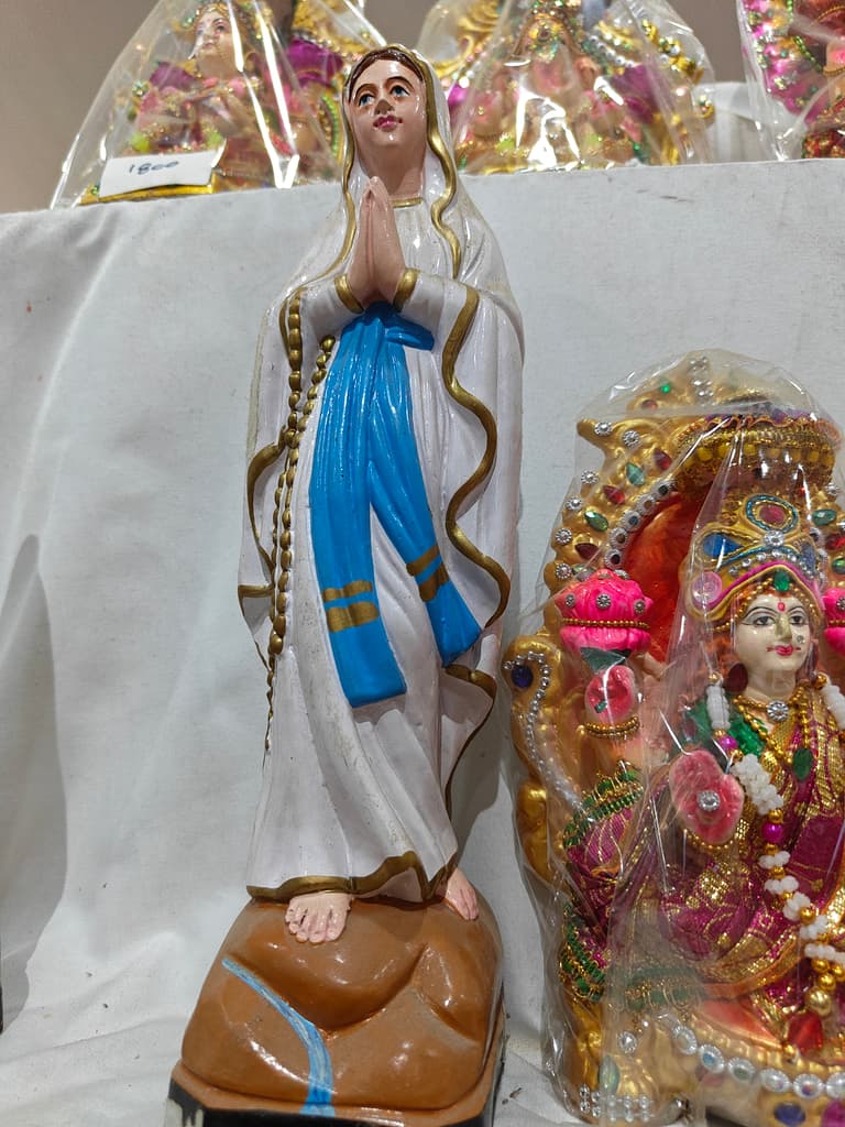 White Statue of Mary | Religious Decoration | Gold | Blue