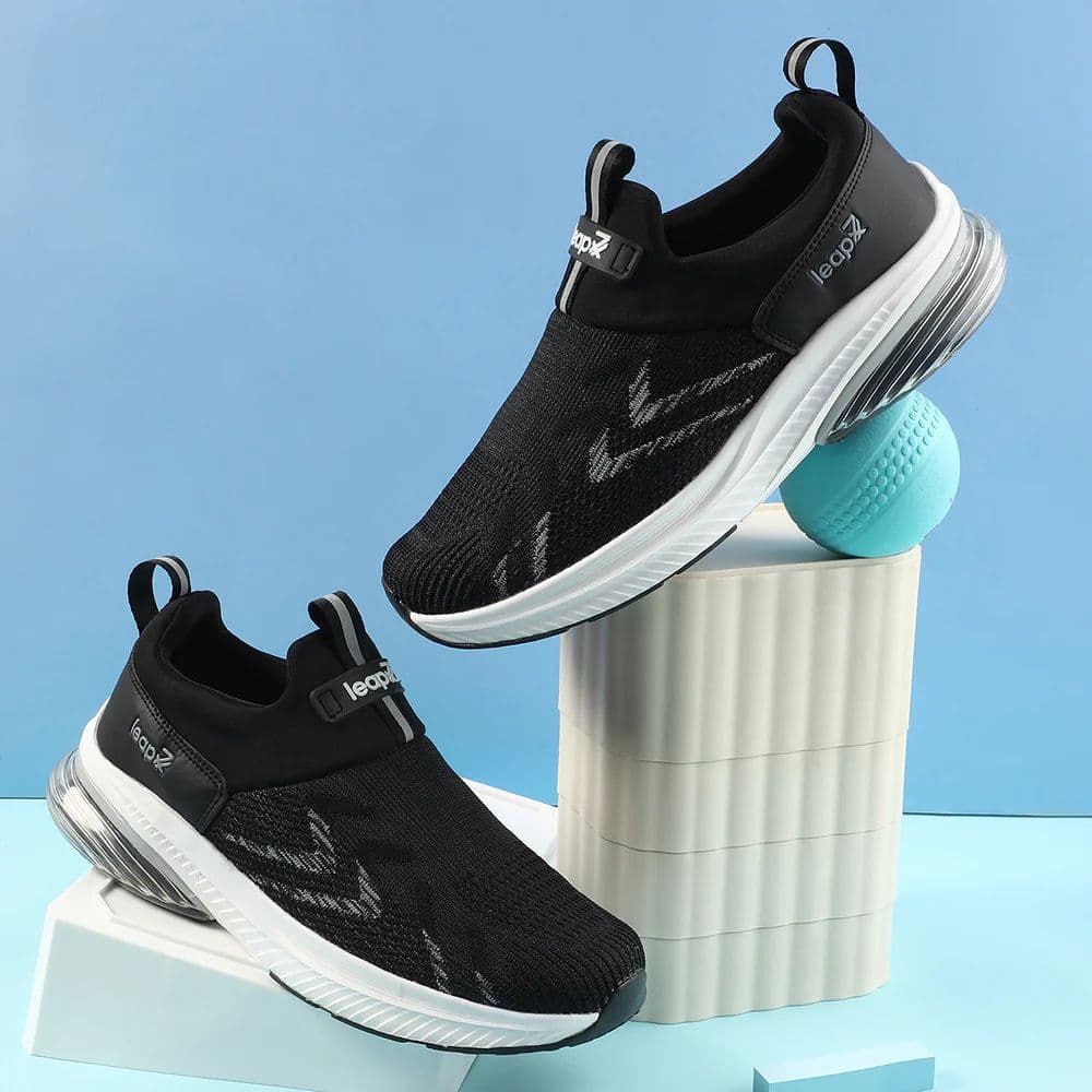 Leap7x Black Sports Non Lacing Walking Shoes For Men BRISK-24 By Liberty — photo 4
