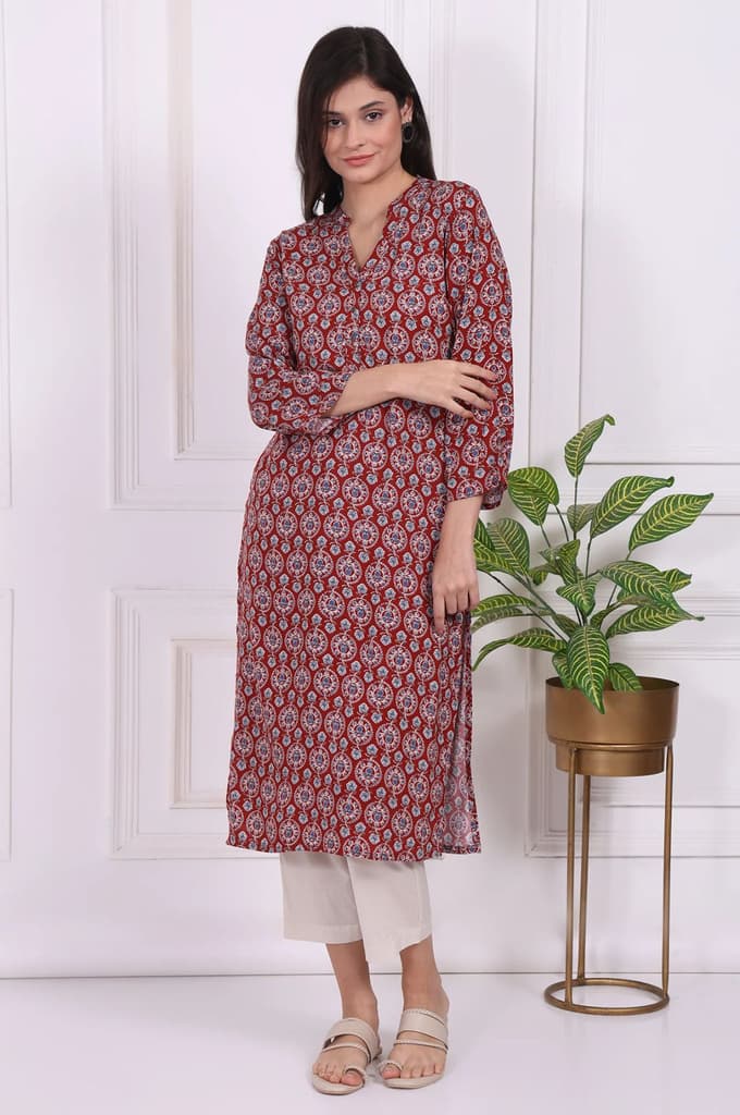 Red Floral Printed Rayon Straight Kurta — photo 2