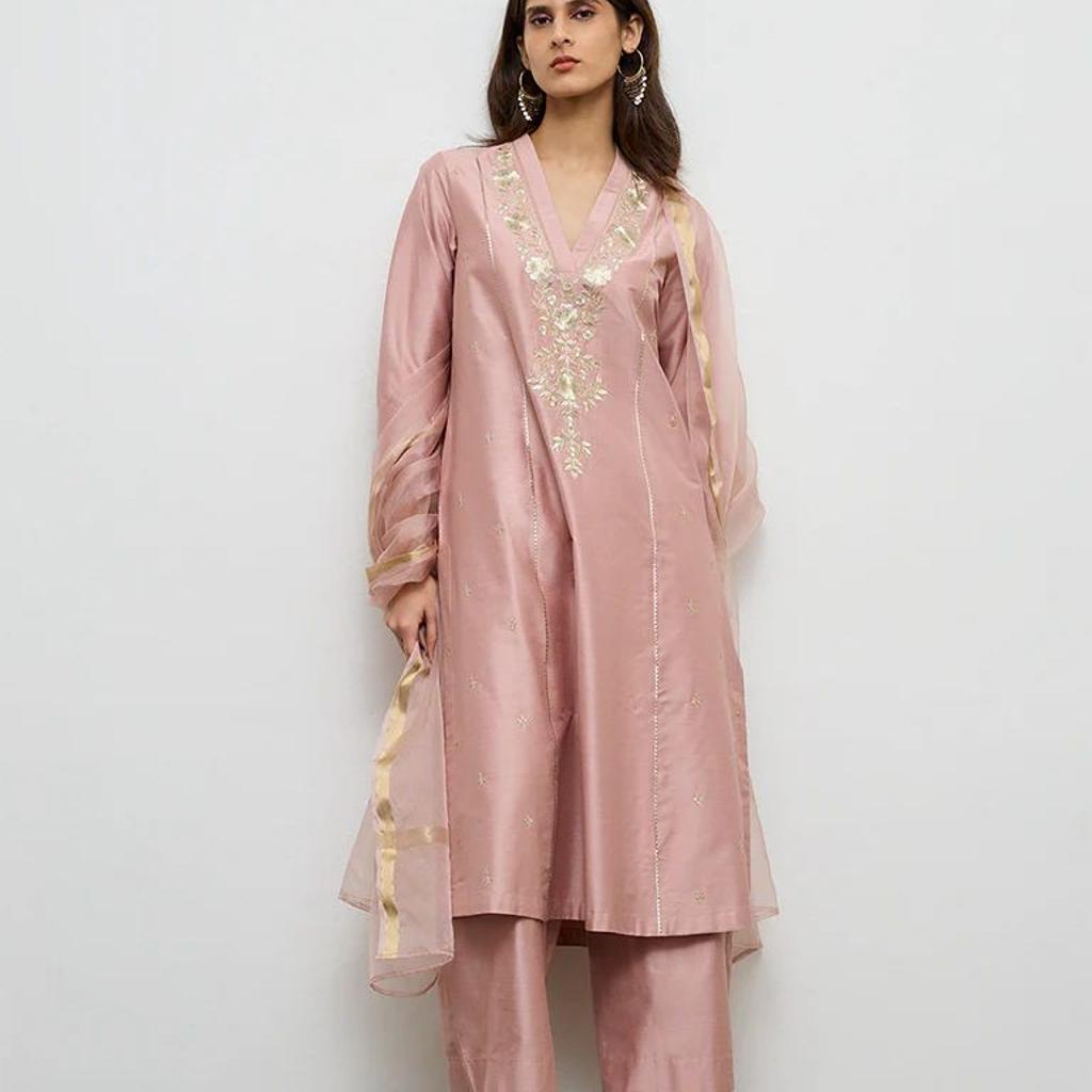 Vark Dusty Pink Embroidered A-Line Ethnic Set