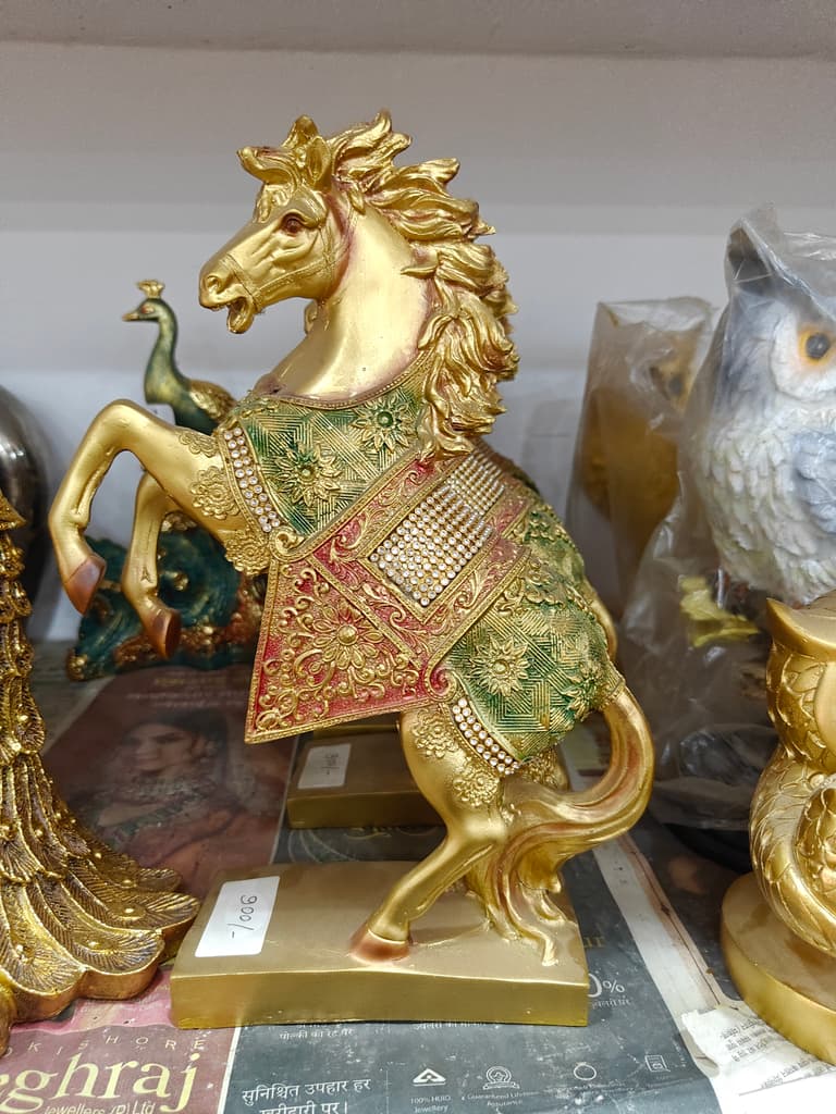 Gold Horse Statue | Decorative | Metal | Gold