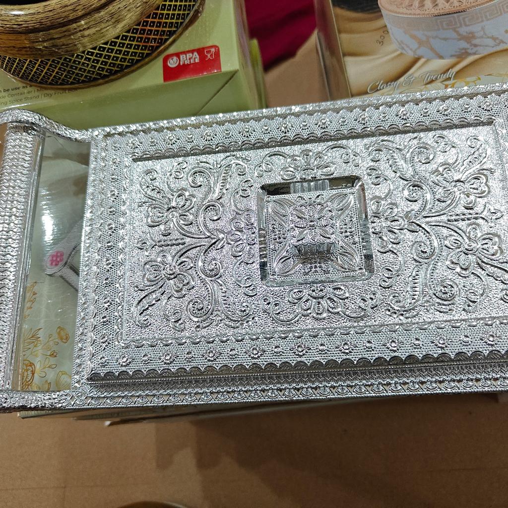 Silver Tray with Design | Serving Tray | Metal | Silver