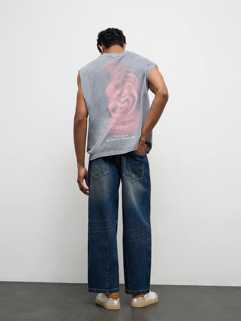 Nuon Blue Mid-Wash Barrel-Fit Mid-Rise Jeans — photo 4