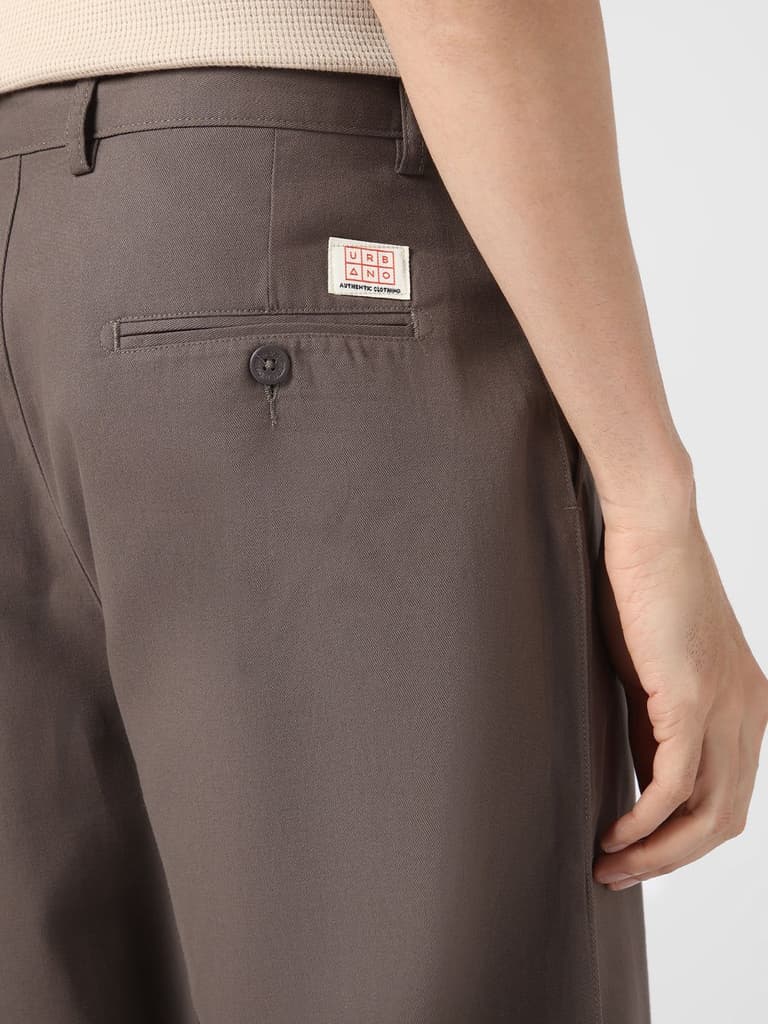 Men's Dark Grey Loose Baggy Fit Solid Chino Trousers Non-Stretchable — photo 5