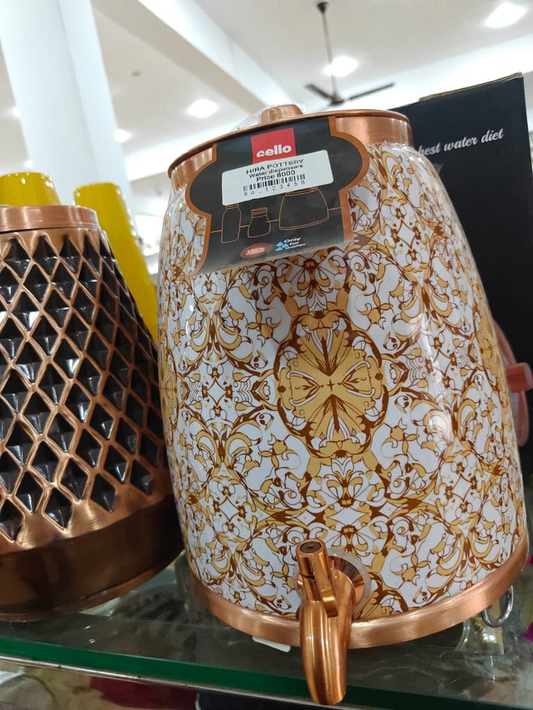 Gold Kettle with Flowers | Tea Kettle | Ceramic | Gold