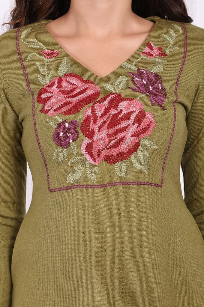 Olive Embroidered Floral Straight Acrylic Kurta — photo 2