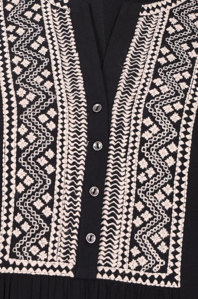 Black Ethnic Motifs Embroidered Straight Top — photo 2