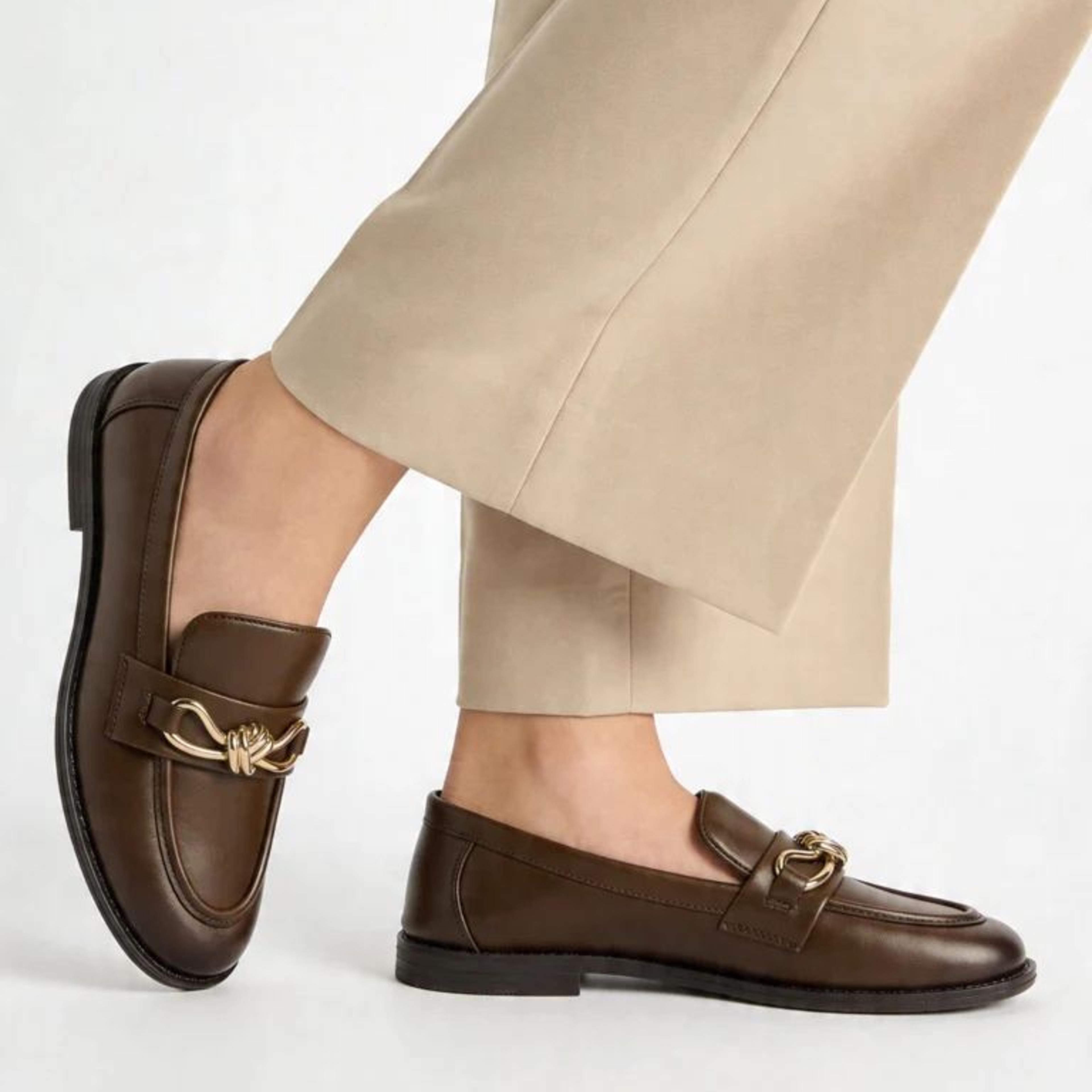 LUNA BLU Brown Metal-Detail Loafers