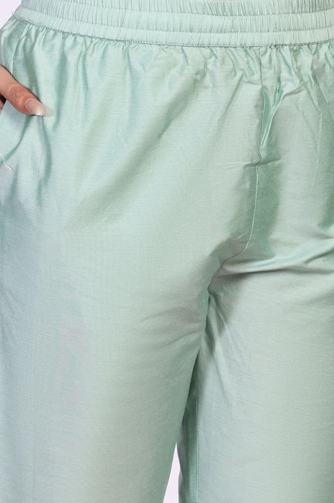 Green Embroidered Straight Jacquard Kurta with Straight Pant and Dupatta Set — photo 8