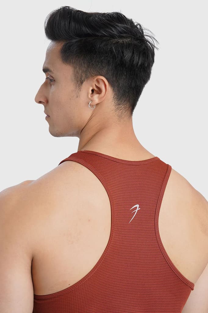 Checks Running Tank Salsa — photo 4